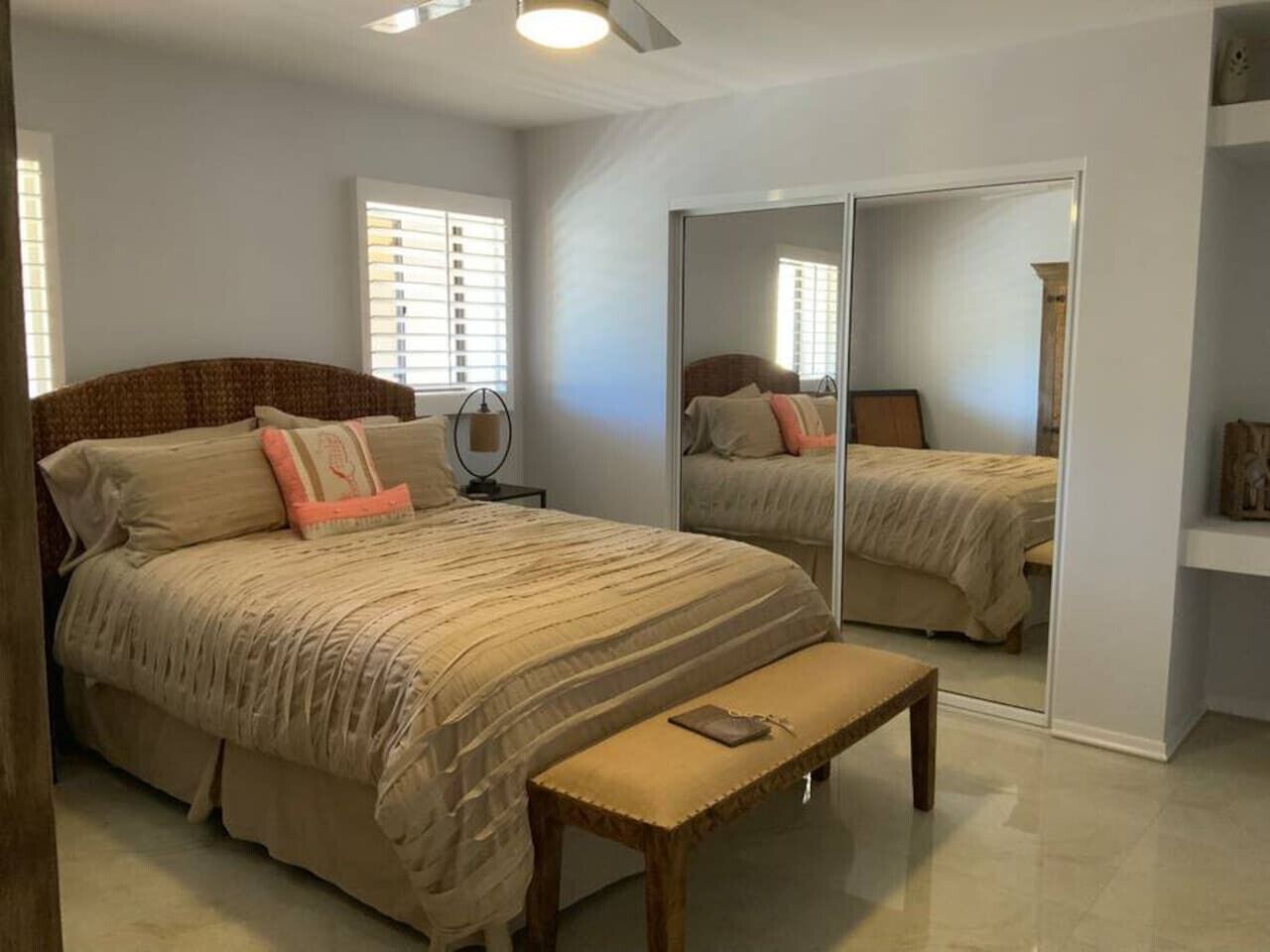 3 bedrooms, desk, iron/ironing board, WiFi