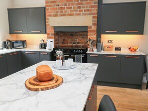 식기 세척기, 조리 도구/접시/주방 기구