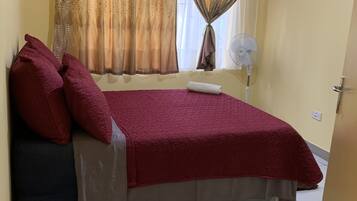 5 bedrooms, WiFi, bed sheets