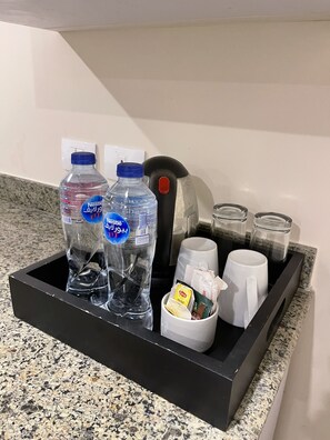 Kaffee und/oder Kaffeemaschine