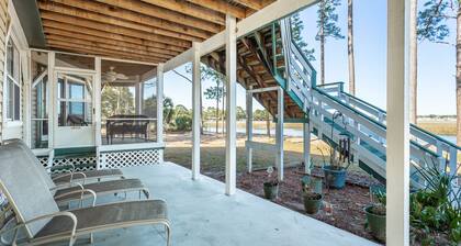 A Beautiful Bayou - 1BR/1BA studio on the river