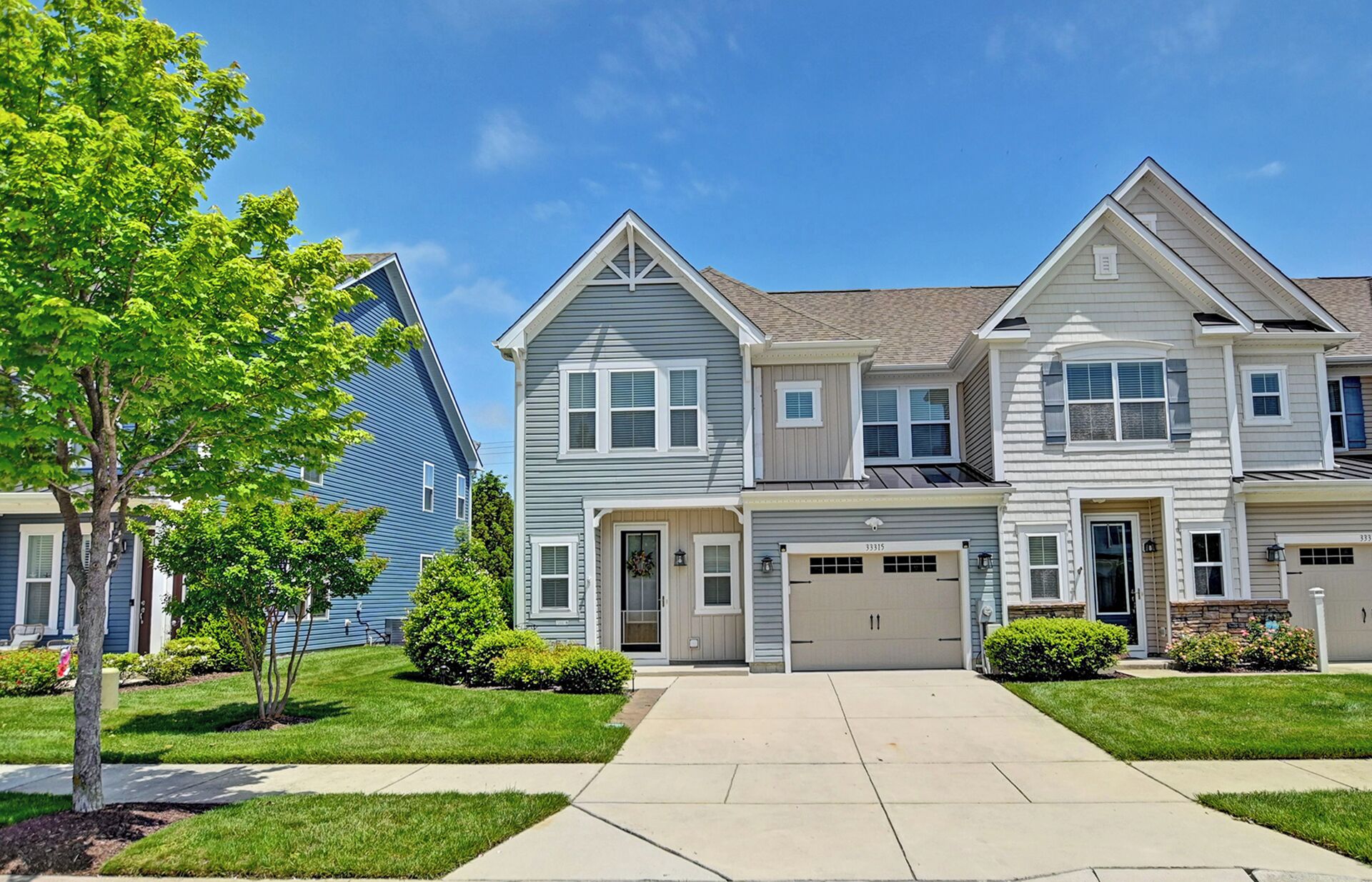Upscale 3 Bedroom 2.5 Bathroom Townhouse in Bishops' Landing, an Amenity Rich Community! Wifi, Pools, Tennis, Fitness Center, Shuttle that runs all week to and from the beach!