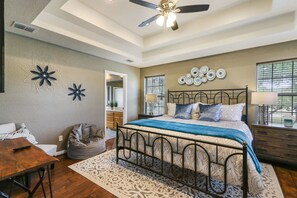 4 chambres, fer et planche à repasser, Wi-Fi, draps fournis