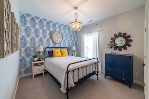 2 bedrooms, WiFi, bed sheets