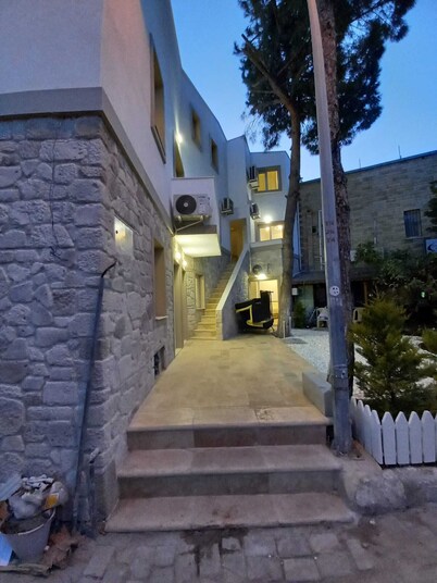 Foça suit