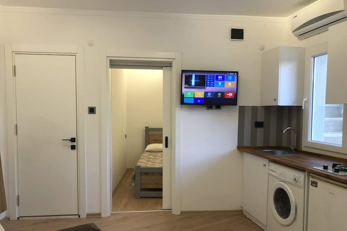 Exclusive House | 2 bedrooms, desk, free WiFi, bed sheets