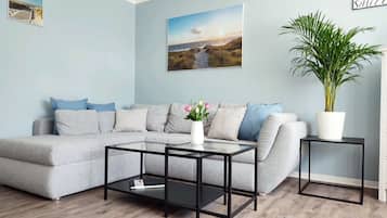 Una Smart TV, libros