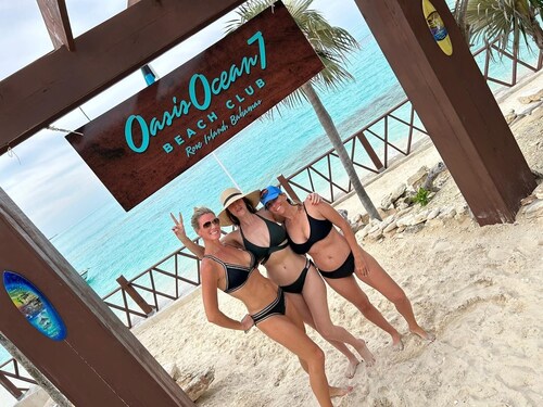 Best location! Beautiful 3 story Townhouse