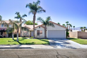 Exterior - Comfortable Oasis with Pool and Spa (La Quinta)