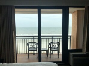 1 bedroom, WiFi, bed sheets - Ocean front - 6th Floor Caravelle Resort (Myrtle Beach)
