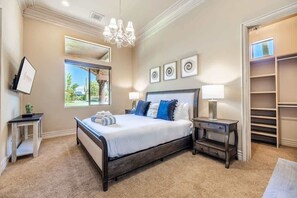 9 Schlafzimmer, Schreibtisch, Bügeleisen/Bügelbrett, kostenloses WLAN