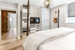 3 多间卧��室、熨斗/熨衣板、免费 WiFi、床单