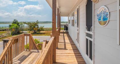 Sunrise | Covered Porch + Walk to the Beach!