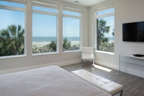 7 室のベッドルーム、アイロン / アイロン台、WiFi (無料)、ベッドシーツ