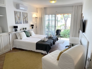 1 dormitori, wifi gratuïta i roba de llit