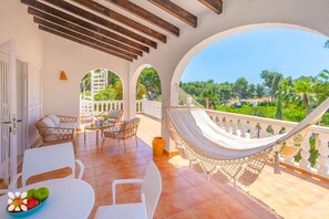 Outdoor dining - Villa DEL MAR by Abahana Villas (Teulada)