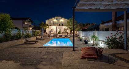Villa Little Paradise - a private pool, 4 bedrooms