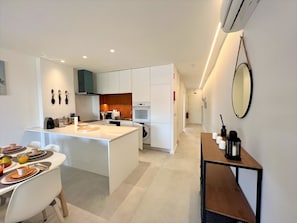Fridge, microwave, oven, dishwasher