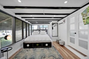 3 bedrooms, free WiFi, bed sheets