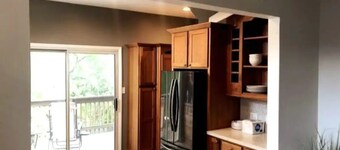 Urban Retreat with Garage on Mt. Washington