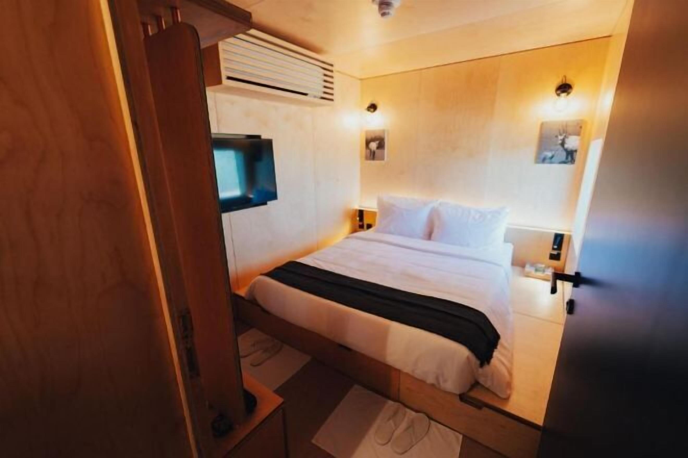 Minibar (con alcuni snack e alcune bevande gratis)