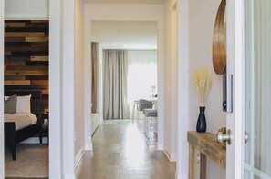 3 dormitorios, tabla de planchar con plancha, wifi gratis y ropa de cama