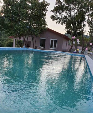 Family Cabin | Terrace/patio - Residence Riverside villas with pool (Mostar)