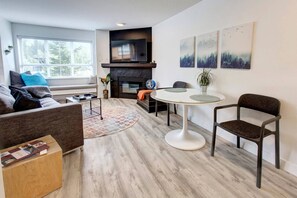 Smart-TV, peis og stereoanlegg