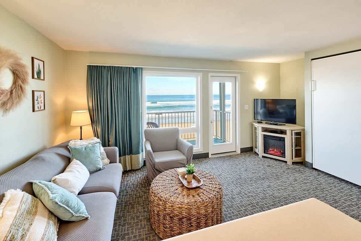 TV, DVD player, offices