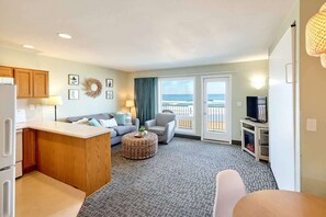 TV, DVD player, offices