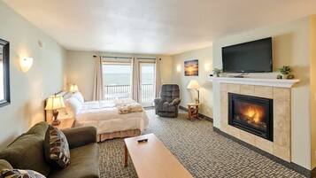 TV, fireplace, offices