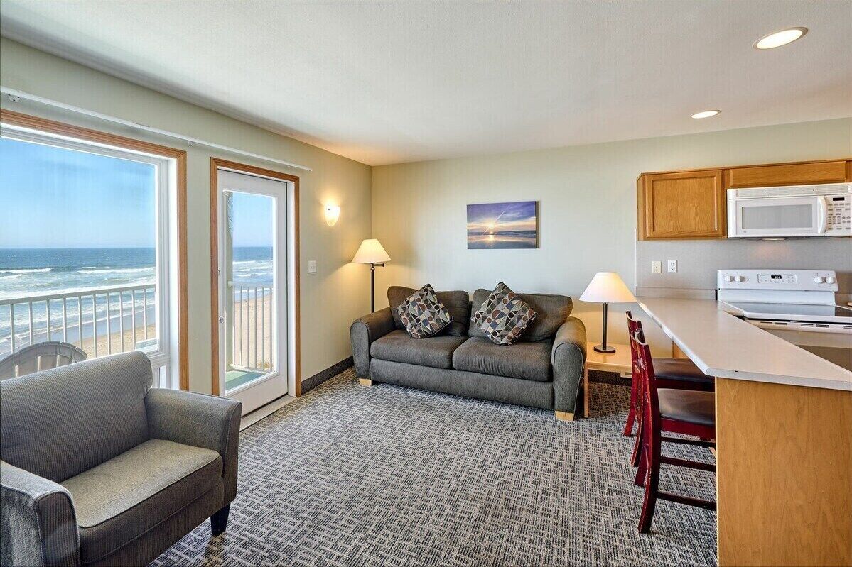 TV, DVD player, offices