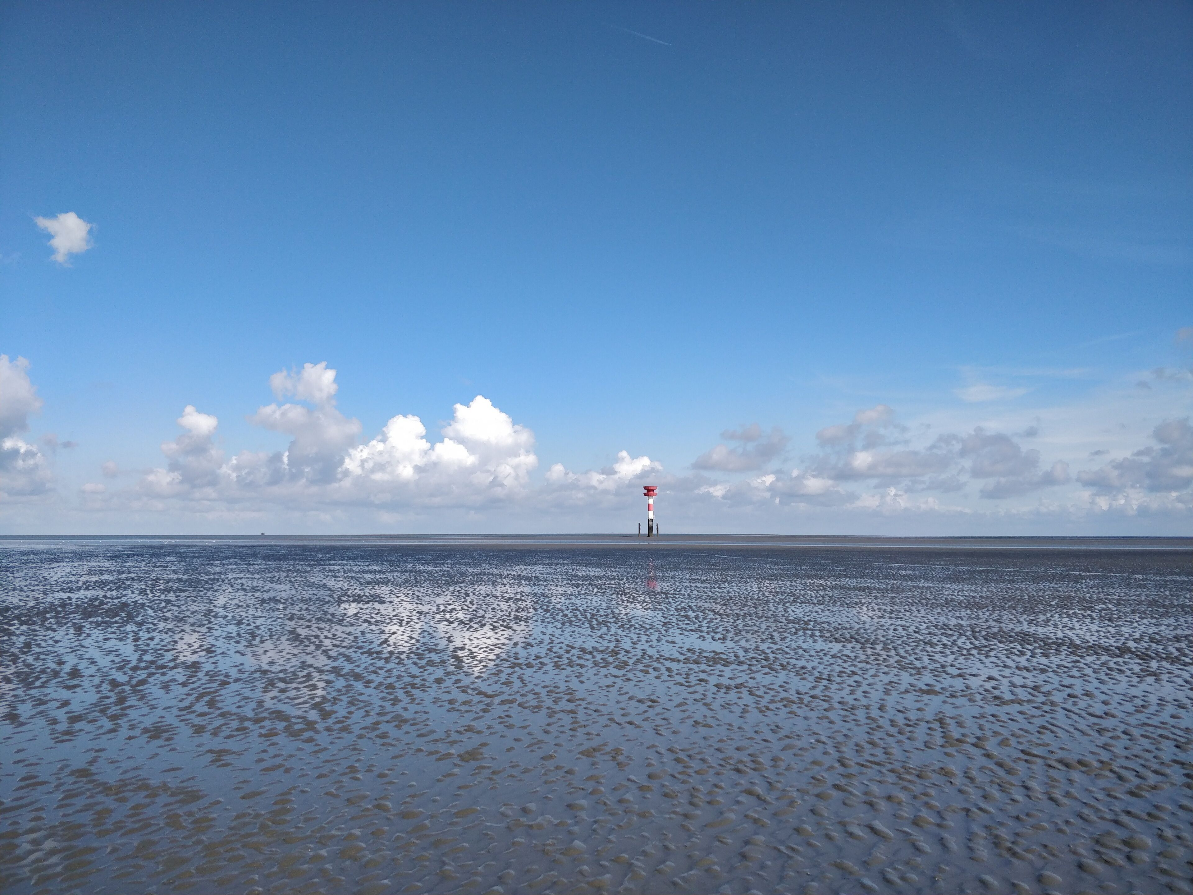Beach nearby, sun-loungers