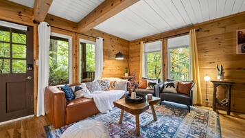 Smart TV, fireplace, video games, Netflix