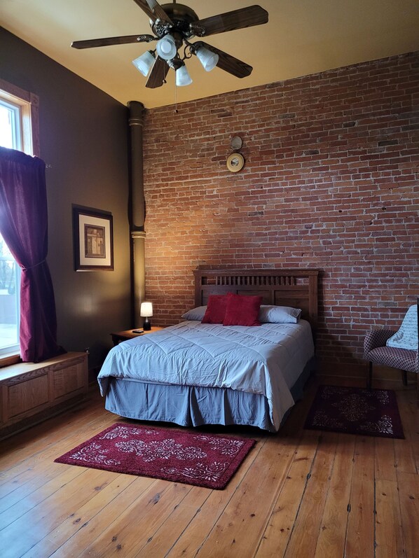 3 chambres, coffre-fort, accĂšs au Wi-Fi (inclus), literie fournie