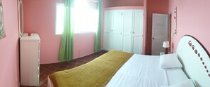 2 bedrooms, WiFi