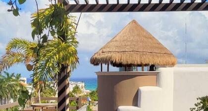 Maui Hostel - Adults Only