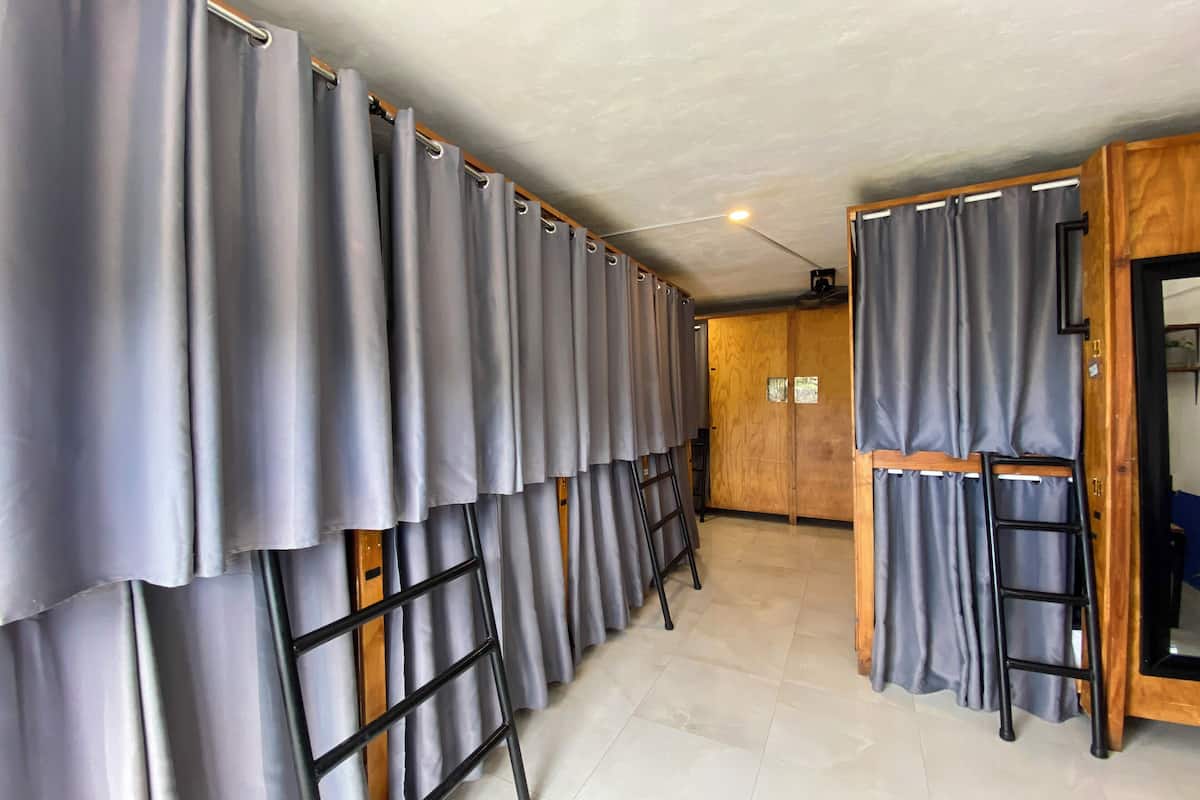 Dormitório compartilhado standard, em dormitório misto (Dormitory 5) | 1 quarto, frigobar, Wi-Fi de cortesia, roupa de cama