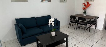 Hallandale Beach Hostel