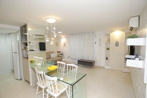 Family Apartment | Interior - Apart Praia de Cabo Branco por Carpediem (João Pessoa)