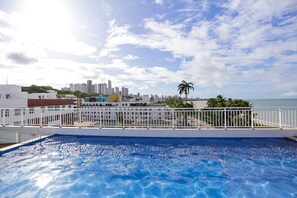 Apartamento família | Piscina | Piscina externa