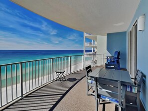 Condo, 2 habitaciones, balcón, vista al océano (#1805 - No Pets) | Restaurante al aire libre