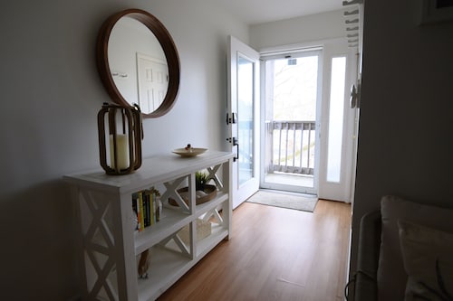 10 minute walk to the beach! Family- size condo