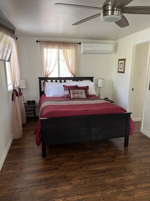 1 Schlafzimmer, Bügeleisen/Bügelbrett, kostenloses WLAN, Bettwäsche