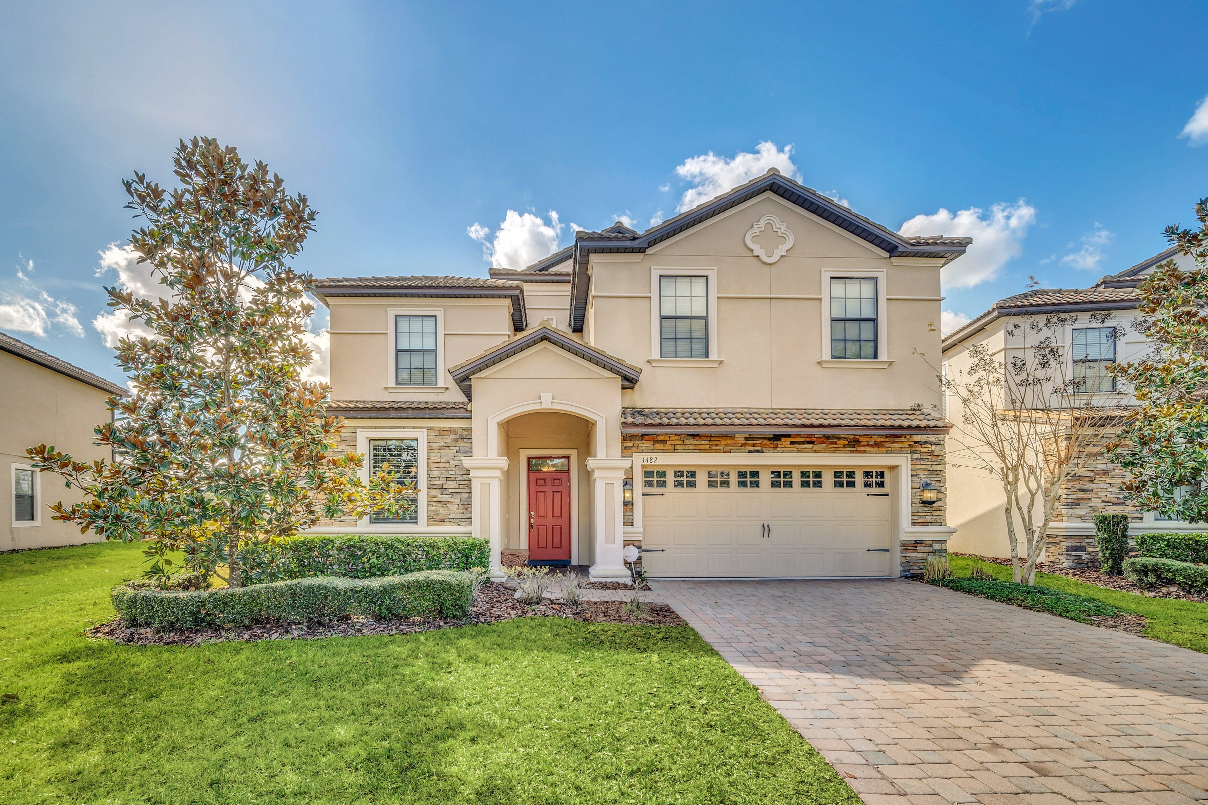 New Listing! Champions Gate Resort, 10mi to Disney & 21mi to Universal - FS370655