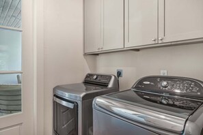 Interior - Luxury Rosemary 4BR Villa w/ Private Pool (Rosemary Beach)