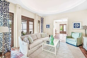 TV - Luxury Rosemary 4BR Villa w/ Private Pool (Rosemary Beach)