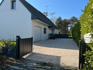 Exterior - Villa H Ste Marine<br> with jacuzzi in a quiet area, fully renovated (Ste Marine, Combrit)
