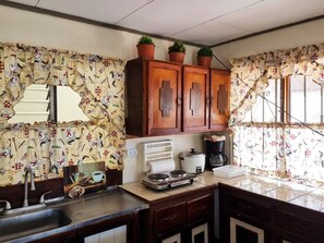 Private kitchen - Cozy apartment near SJO airport, Pedregal and Heredia (Belén)