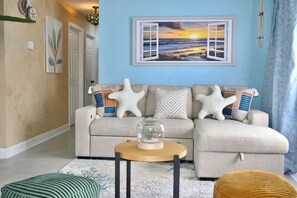 Smart TV, fireplace, video games, table tennis